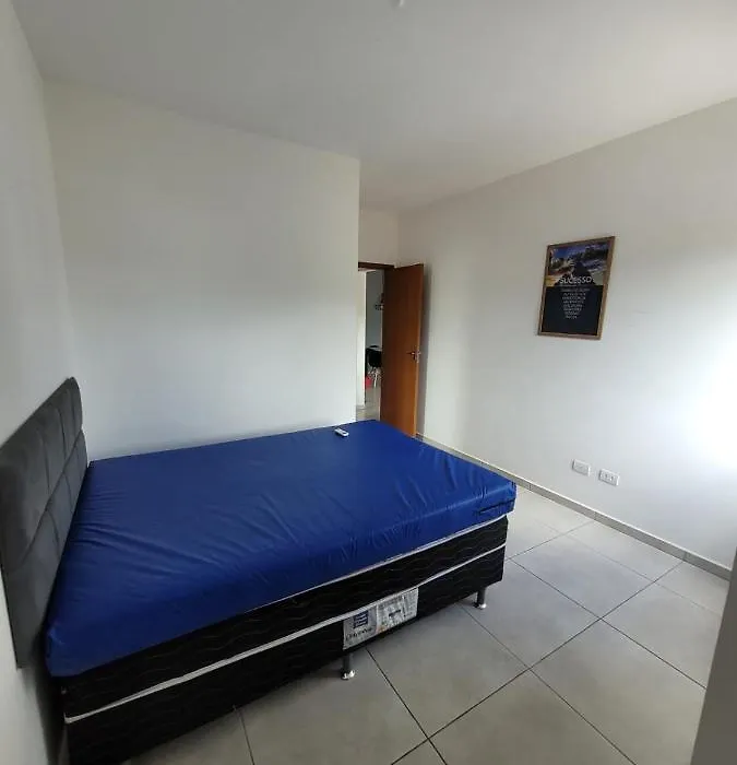 Ubatuba - Apartamento no Centro da Cidade próximo a restaurantes e às grande, centro, Itaguá, etc.-1